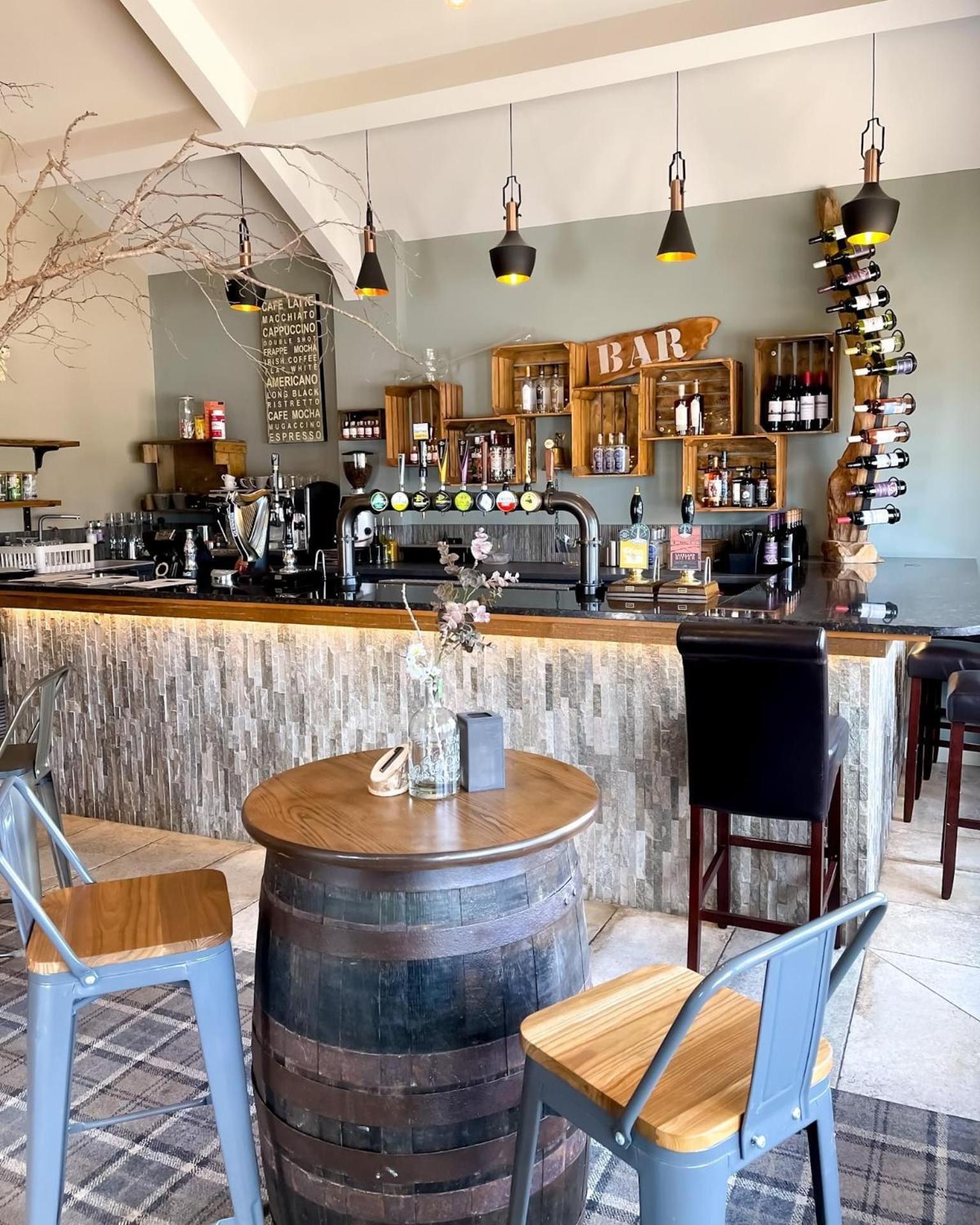 The Tavern At Hale Milnthorpe Exterior foto